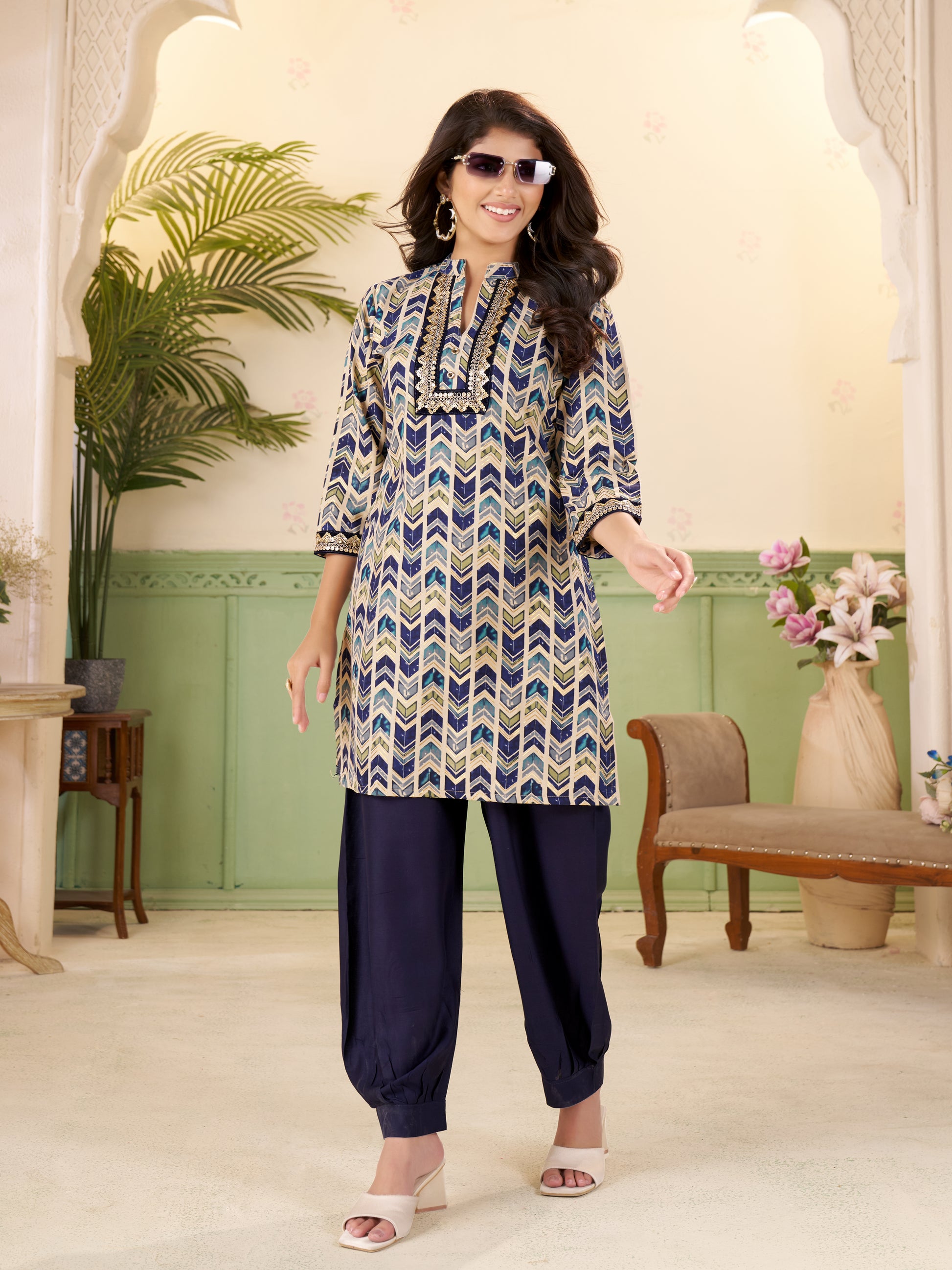 Kaairra Kurti With Patiyala Set