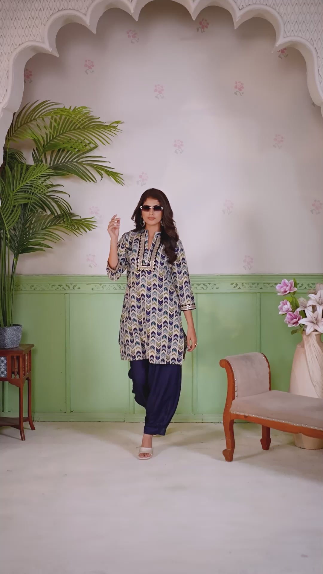 Kaairra Kurti With Patiyala Set